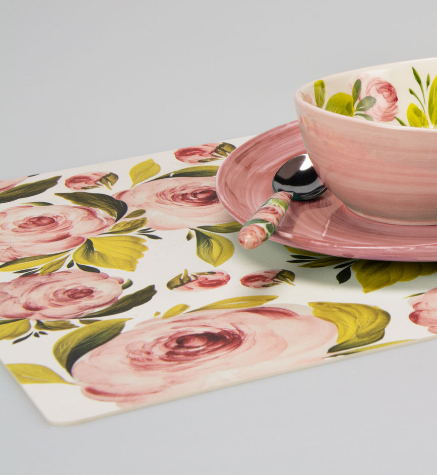 tovaglietta stampata decoro rose printed placemat with rose decoration Bedruckte Tischset mit Rosendekor