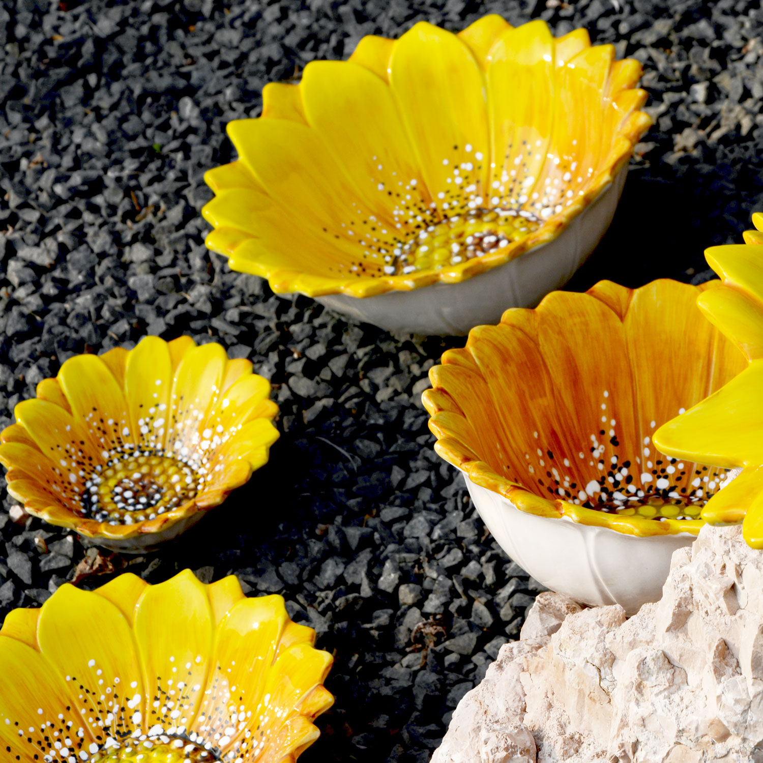 Yellow daisy bowl Ø28