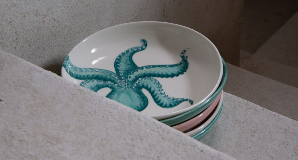 Hand Painted Decorative Ceramic Plates: Italian Elegance for the Table
